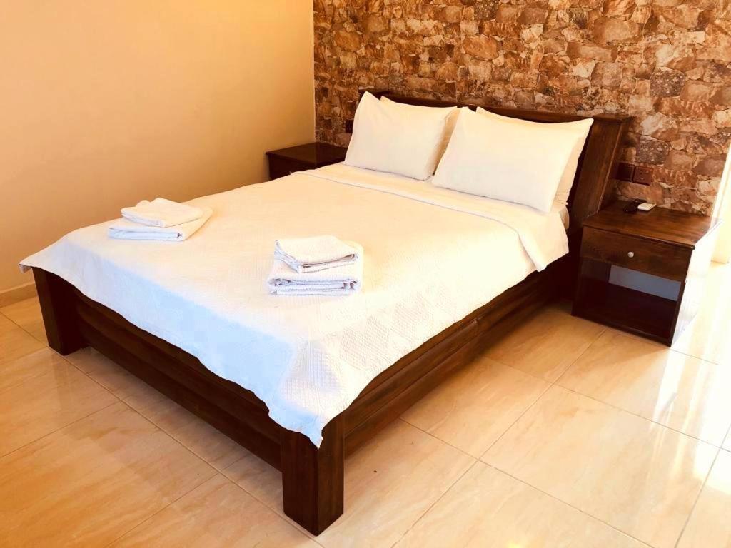 Paradise Karpaz Hotel & Restaurant Rizokarpaso エクステリア 写真